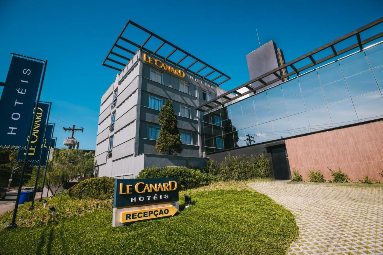 Le Canard Жоинвили Экстерьер фото